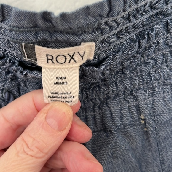 🏝️🏄🏻♀️ROXY PANTS DISTRESSED SZ SMALL (30Wx31L) BLUE EXCELLENT CONDITION - Picture 3 of 6